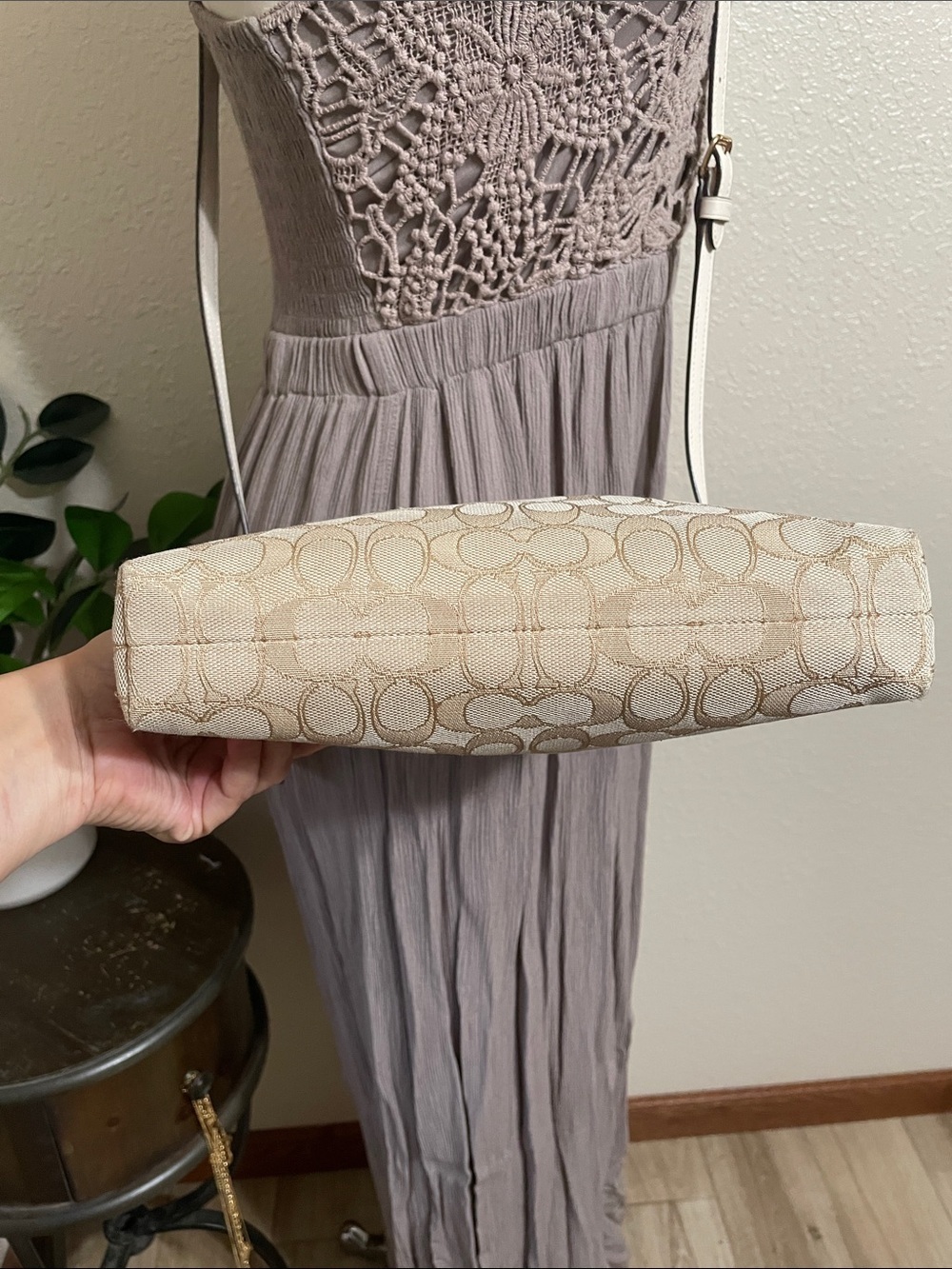 Coach Beige Signature Crossbody Bag - Neutral Canvas Shoulder Purse - Picture 7 of 12